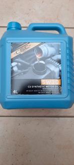 4l olie 5W30 en 2,5 l  20€, Ophalen of Verzenden