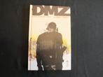 DMZ (1 ALBUM).      EDITIONS URBAN COMICS, Neuf, Enlèvement ou Envoi, WOOD-BURCHIELLI-KELLY, Comics