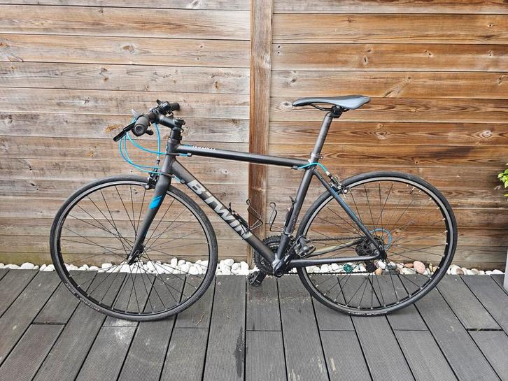 B'Twin Triban 500 - racefiets, Fietsen en Brommers, Fietsen | Heren | Sportfietsen en Toerfietsen, Zo goed als nieuw, Ophalen