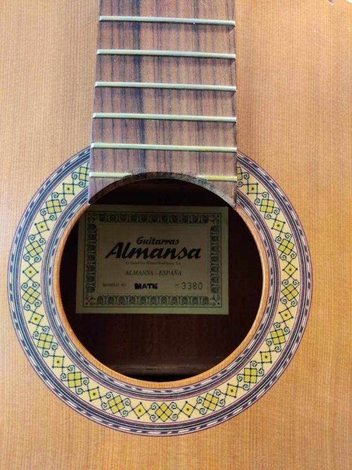 Almansa 401 Mate in zeer mooie staat., Muziek en Instrumenten, Snaarinstrumenten | Gitaren | Akoestisch, Zo goed als nieuw, Klassieke of Spaanse gitaar