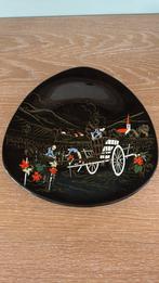 Assiette décorative vintage noire, Longwy, Antiquités & Art, Enlèvement ou Envoi