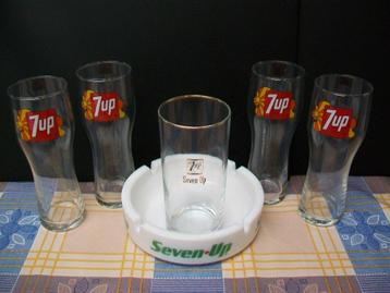 Seven Up - 7UP - Asbak - Glas Glazen - Cendrier - Dr Pepper beschikbaar voor biedingen