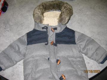 manteau enfant disponible aux enchères