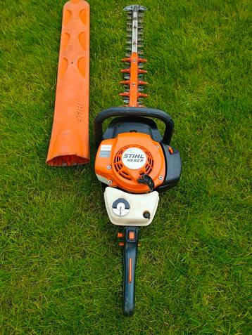 Proffesionele Stihl HS 82R heggenschaar. In perfecte staat. beschikbaar voor biedingen