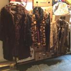 Veste ,manteau fourrure T 44/46 prix 60€ ou les 3 150€, Antiquités & Art, Enlèvement ou Envoi