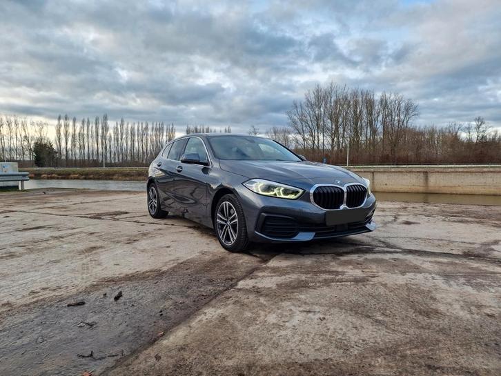 Zeer mooie BMW 118i te koop!, Autos, BMW, Particulier, Série 1, Airbags, Air conditionné, Alarme, Android Auto, Apple Carplay