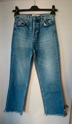 Jean straight boyfriend taille 26, Vêtements | Femmes, W27 (confection 34) ou plus petit, Subdued, Enlèvement, Porté