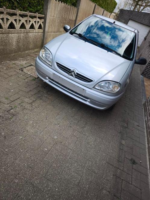 Citroen Saxo 1.1 benzine van 2001 met 5deuren 170.000 km, Auto's, Citroën, Particulier, Saxo, Elektrische ramen, Benzine, Ophalen