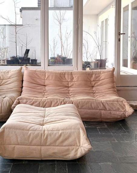 Set Togo Ligne Roset, Huis en Inrichting, Zetels | Zetels en Chaises Longues, Ophalen