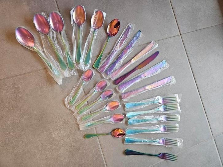 Service couvert Licorne, Huis en Inrichting, Keuken | Keukenelementen, Nieuw, Ophalen of Verzenden