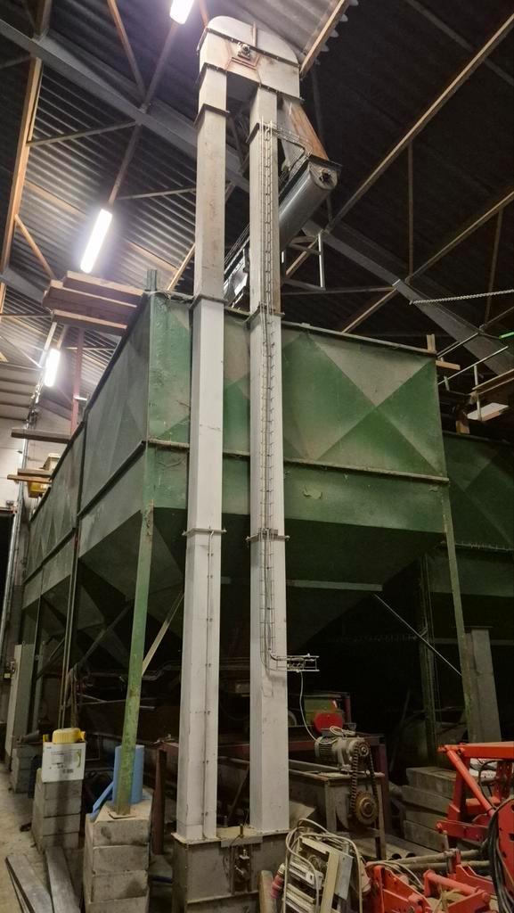 Voerinstallatie / kneuser / menger / elevateur / blower, Doe-het-zelf en Bouw, Steigers, Ophalen