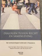 Dialogen tussen recht en samenleving - Koen van Aeken, Boeken, Ophalen, Zo goed als nieuw, Hoger Onderwijs, Acco