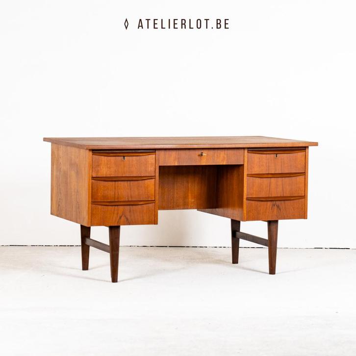 Vintage bureau Denemarken 4, Huis en Inrichting, Bureaus, Gebruikt, Bureau, Ophalen