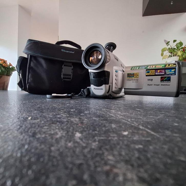 Panasonic NV-VX47EG VHS-C Camcorder, Audio, Tv en Foto, Videocamera's Analoog, Ophalen of Verzenden
