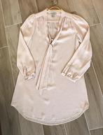 H&M lichroze jurk met strik maat 36 zonder onderjurk, Kleding | Dames, Jurken, H&M, Ophalen of Verzenden, Zo goed als nieuw, Knielengte