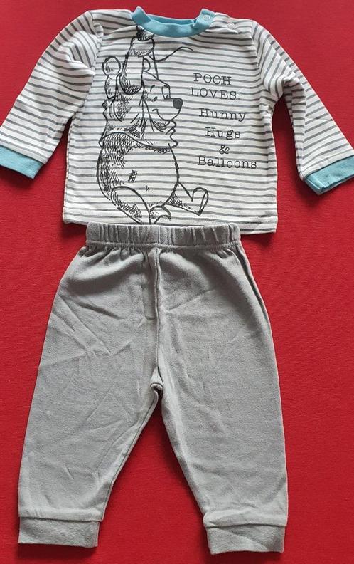 Ensemble t-shirt manches longues+pantalon Winnie - T74 NEUF, Kinderen en Baby's, Babykleding | Maat 74, Nieuw, Jongetje, Setje