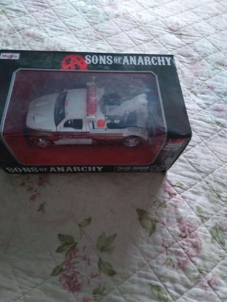 Takelwagen teller morrow sons of anarchy 1:24, Verzamelen, Film en Tv, Zo goed als nieuw, Tv, Ophalen