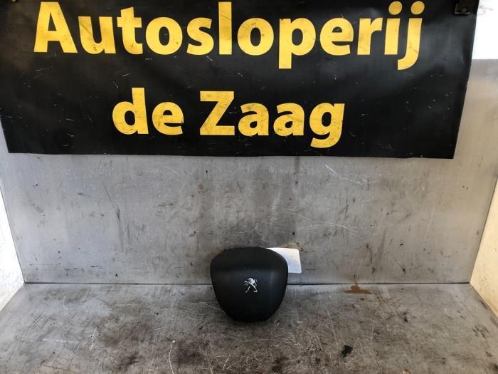 Airbag gauche (volant) d'un Peugeot 208, Autos : Pièces & Accessoires, Autres pièces automobiles, Peugeot, Utilisé, 3 mois de garantie