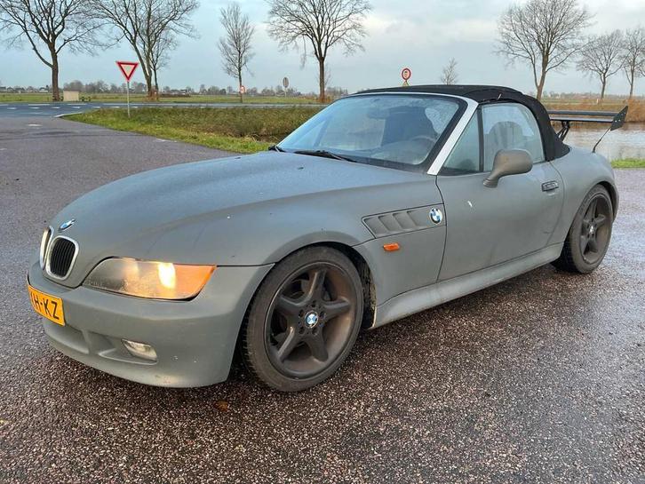 BMW Z3 Roadster 1.8 Voiture de tourisme 1997, Autos, BMW, Entreprise, Z3, Toit ouvrant, Autres carburants, Euro 2, Cabriolet, Boîte manuelle