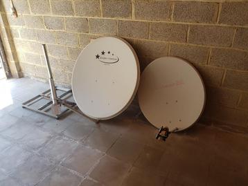 Satellietschotels 80 cm en 100 cm+montagebeugels  beschikbaar voor biedingen
