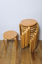 Vintage beukenhouten kruk van Ikea - Alvar Aalto, Huis en Inrichting, Ophalen of Verzenden, Zo goed als nieuw, Hout