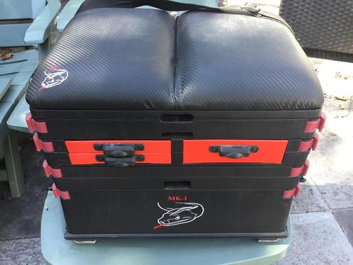 Viskist Angel Domäne Black Boa MK1 in nieuwstaat : 125€, Watersport en Boten, Hengelsport | Algemeen, Zo goed als nieuw, Ophalen