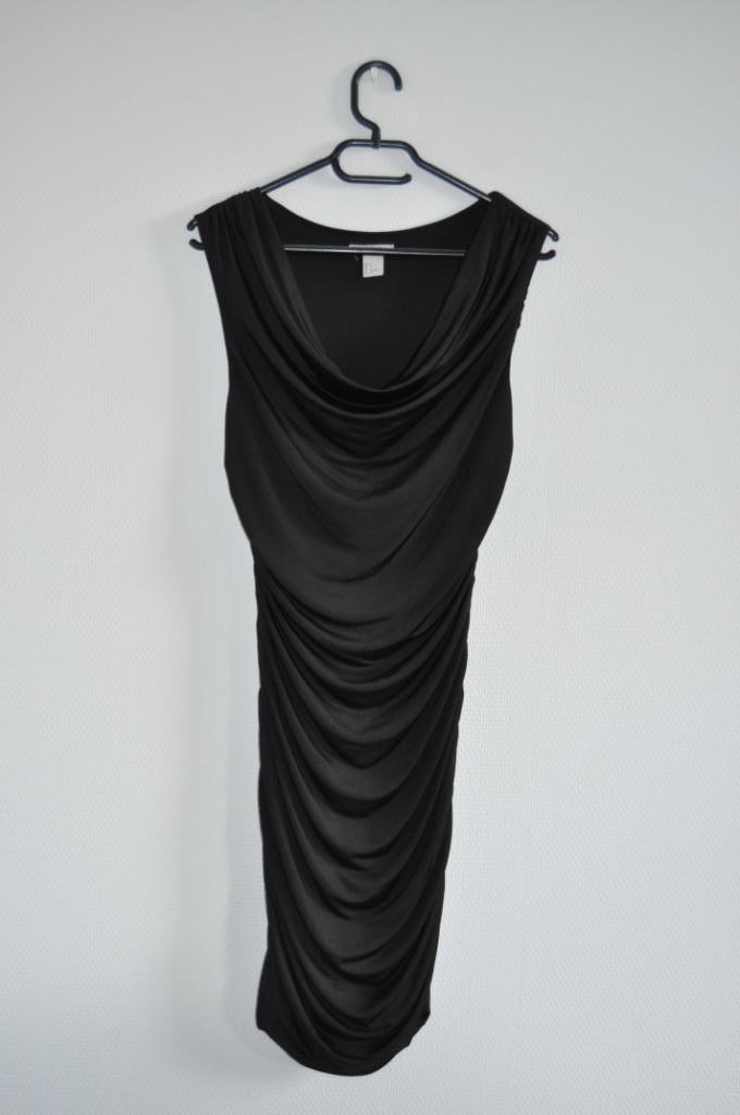 zwart aansluitend kleedje, Kleding | Dames, Jurken, Zo goed als nieuw, Maat 36 (S), Zwart, Boven de knie, Ophalen of Verzenden