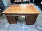 Bureau in Mechelse stijl, Ophalen