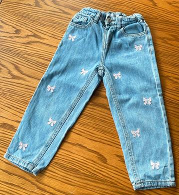 Twee jeansbroeken m. 98 beschikbaar voor biedingen