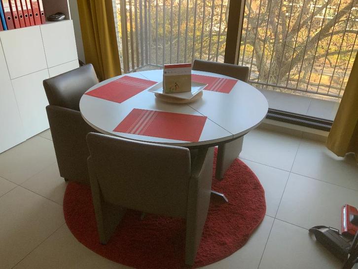 Ronde tafel, Huis en Inrichting, Tafels | Eettafels, Gebruikt, Rond, Ophalen