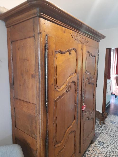 Normandische trouwgarderobe, Antiek en Kunst, Antiek | Meubels | Kasten, Ophalen