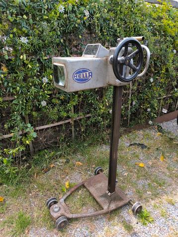 vintage koplampafstelapparaat HELLA  beschikbaar voor biedingen