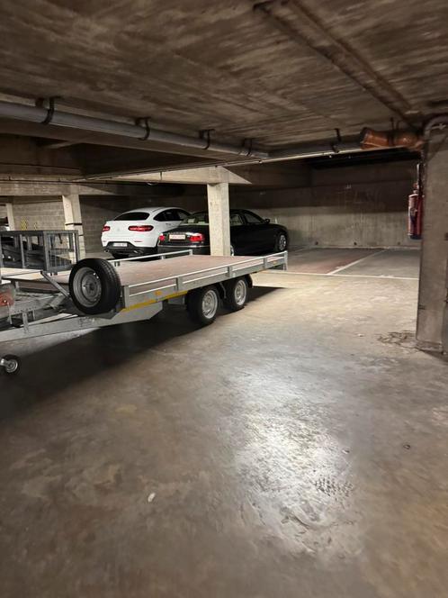 Ondergrondse parkeerplaats in hartje Mol, Immo, Garages en Parkeerplaatsen