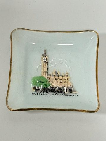 Vintage souvenir schaal Big Ben Houses of Parliament Londen beschikbaar voor biedingen