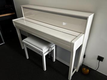 Yamaha Clavinova CLP-785 beschikbaar voor biedingen