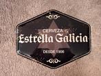 Assiette en émail Cerveza Estrella Galicia, Enlèvement ou Envoi, Utilisé, Panneau publicitaire