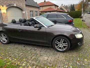 Audi A5 cabriolet 2010 couleur marron essence automatique, Euro 5, Cabriolet, Carnet d'entretien, Alcantara