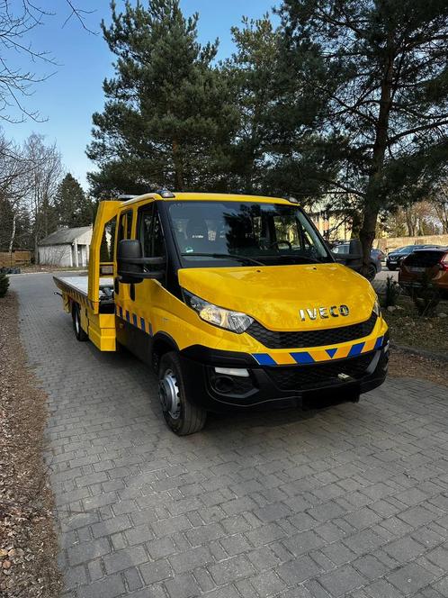 Iveco 70c17 DOKA Falkom takelwagen, Auto's, Bestelwagens en Lichte vracht, Particulier, Iveco, Diesel, Euro 5, Handgeschakeld