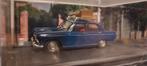 Peugeot 404 blauw, Diorama vakantie, 1:43 in vitrinedoosje, Ophalen of Verzenden, Nieuw