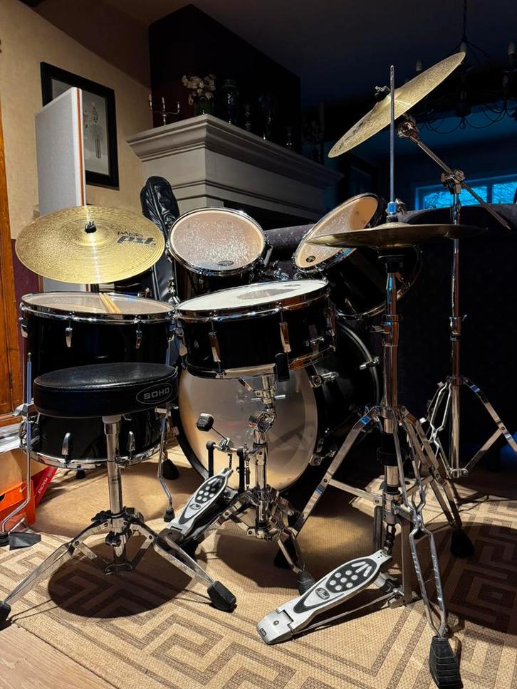 Pearl ELX Export Series Drums + Paiste PST 3 Cymbals, Muziek en Instrumenten, Drumstellen en Slagwerk, Gebruikt, Pearl, Ophalen