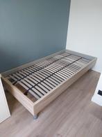 Bedframe + matras, Huis en Inrichting, Ophalen