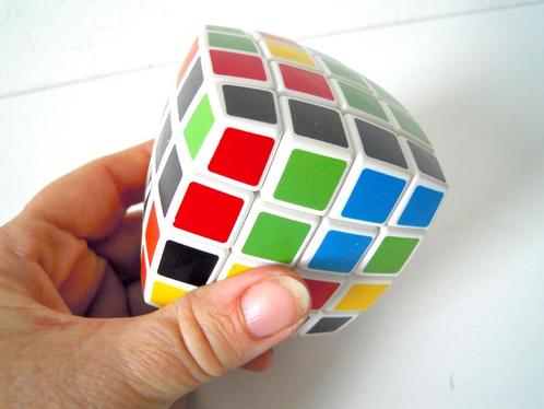 Bolle Rubik's V-Cube 4x4  (2014), Hobby en Vrije tijd, Denksport en Puzzels, Zo goed als nieuw, Rubik's of 3D-puzzel, Verzenden