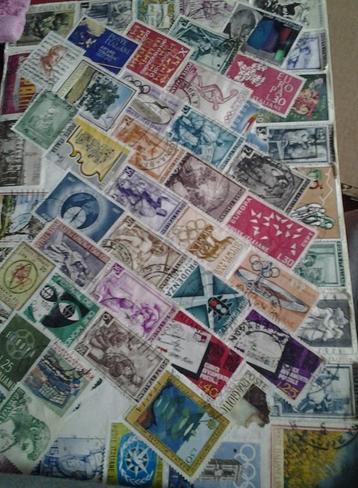 Postzegelverzameling (25+ landen/3000+ zegels, 19e-20e eeuw beschikbaar voor biedingen