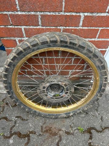 Roues suzuki DR beschikbaar voor biedingen