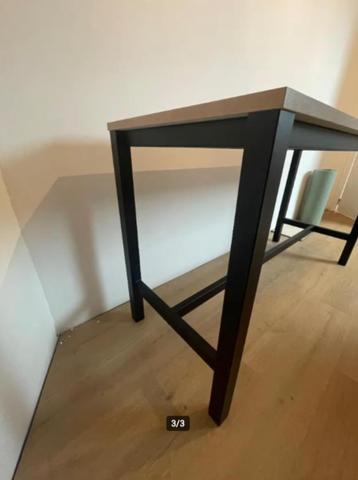 Bartafel beschikbaar voor biedingen
