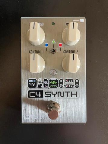 Source Audio C4 - synth/filter/distortion pedal beschikbaar voor biedingen