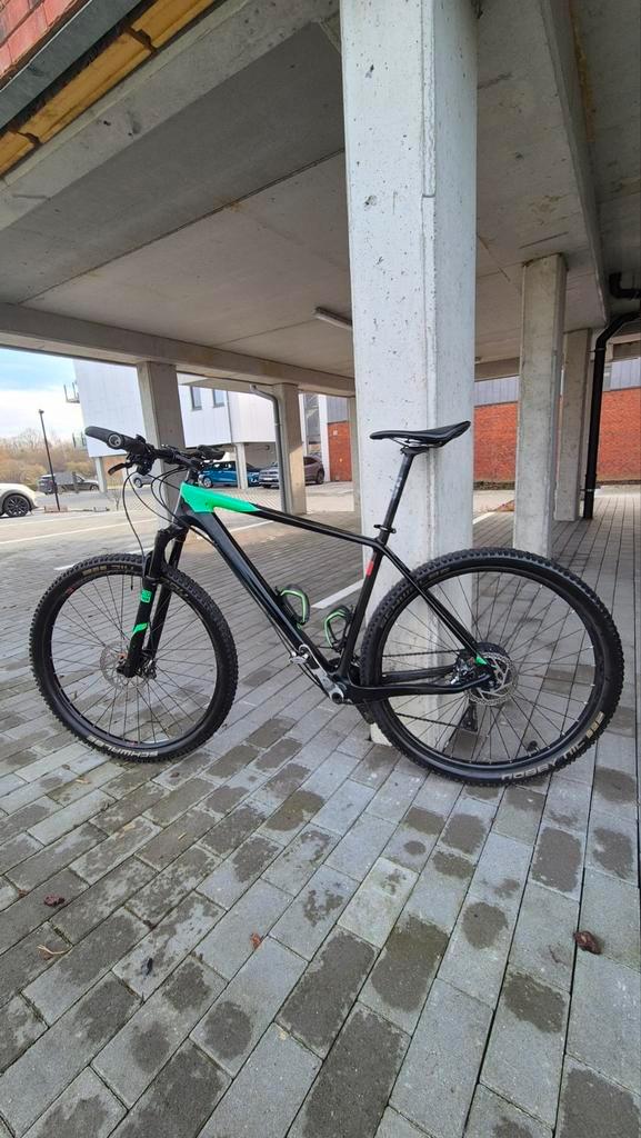 Vtt cube carbone large taille 29, Vélos & Vélomoteurs, Vélos | VTT & Mountainbikes, Enlèvement