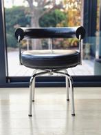 4 design stoelen Le Corbusier, Huis en Inrichting, Ophalen, Zwart, Design, Leer