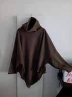Warme poncho met hoge kraag en mouwen, Boris, Ophalen, Nieuw, Bruin