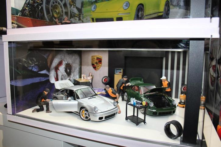 Porsche Almost Real Diorama 1/18, Hobby & Loisirs créatifs, Voitures miniatures | 1:18, Comme neuf, Voiture, Autres marques, Enlèvement